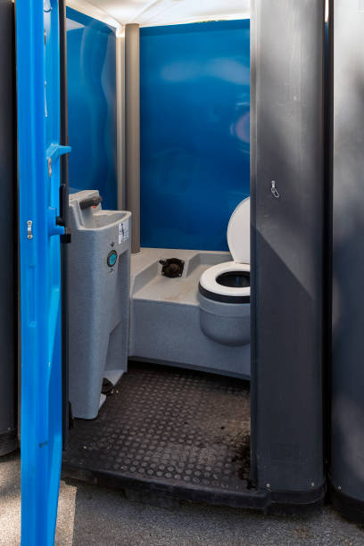 Best Wedding porta potty rental  in Poynette, WI